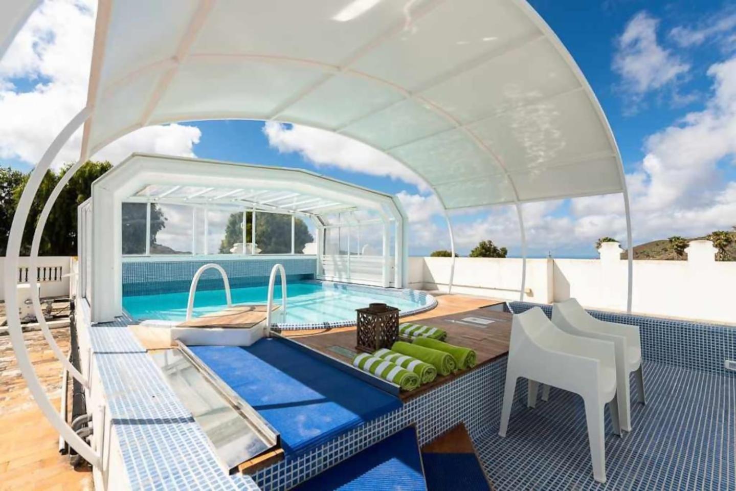 Amplia Villa De Lujo Con Piscina Climatizada Las Palmas de Gran Canaria Exteriér fotografie