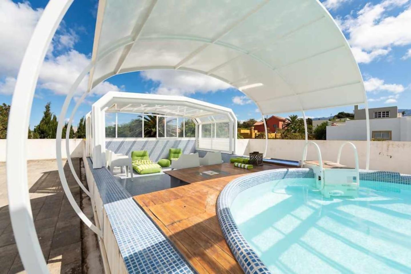 Amplia Villa De Lujo Con Piscina Climatizada Las Palmas de Gran Canaria Exteriér fotografie
