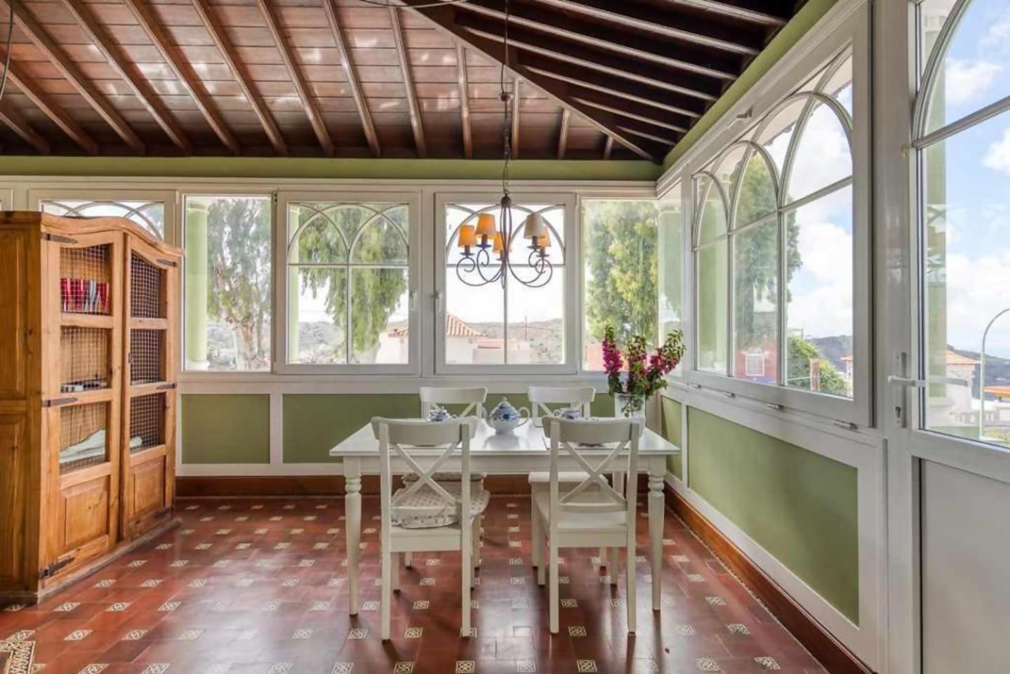 Amplia Villa De Lujo Con Piscina Climatizada Las Palmas de Gran Canaria Exteriér fotografie